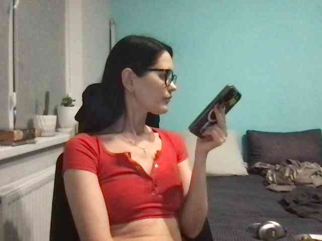 MilaBi-192569 webcam