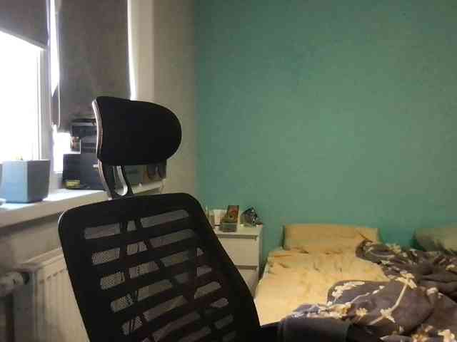 MilaBi-192569 webcam