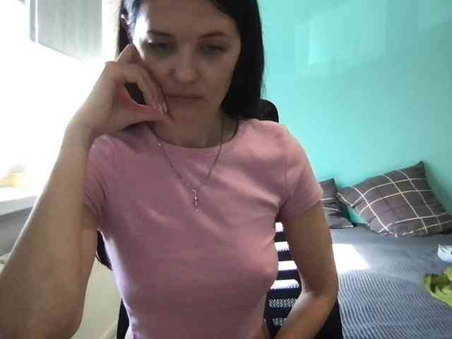 MilaBi-192569 webcam