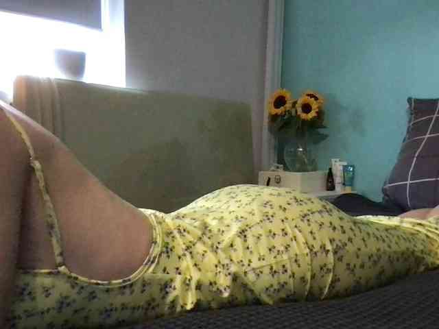 MilaBi-192569 webcam