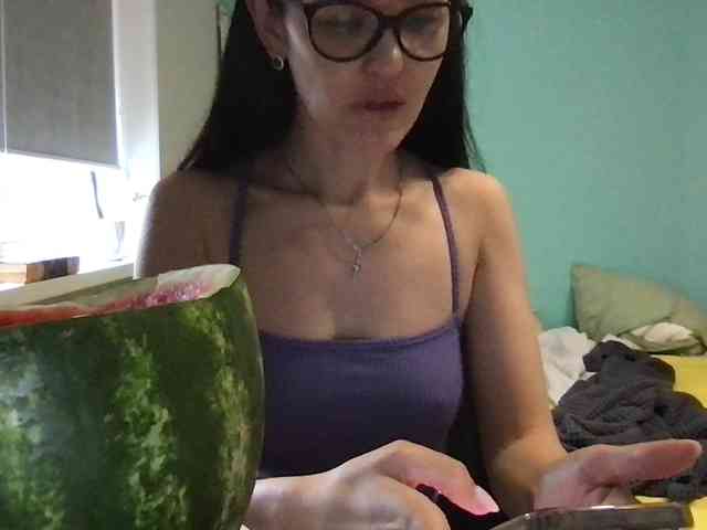 MilaBi-192569 webcam