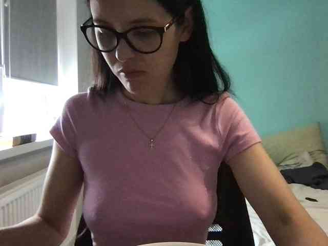 MilaBi-192569 webcam