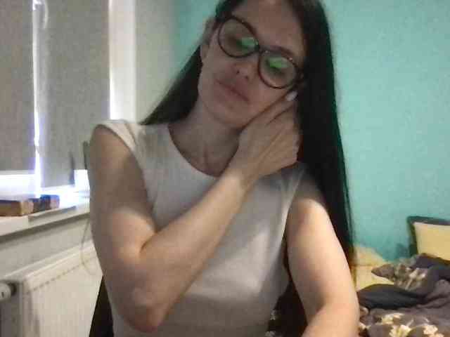 MilaBi-192569 webcam