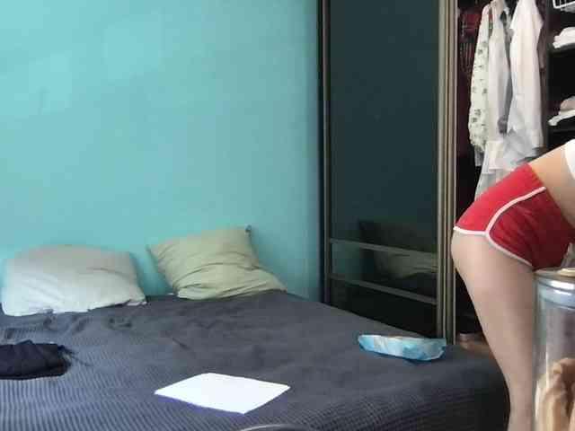 MilaBi-192569 webcam