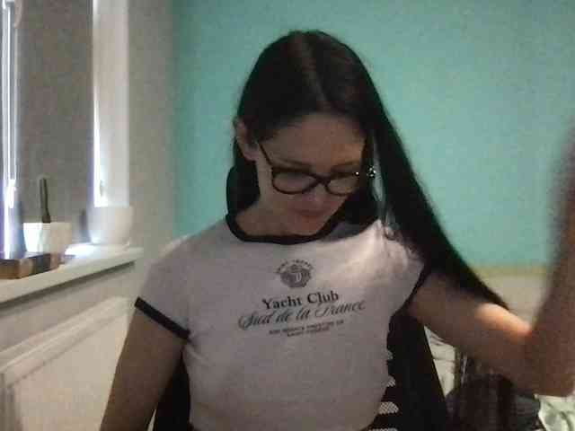 MilaBi-192569 webcam