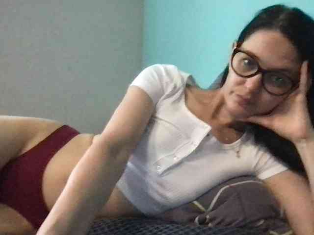 MilaBi-192569 webcam