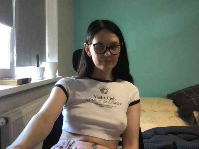 MilaBi-192569 webcam