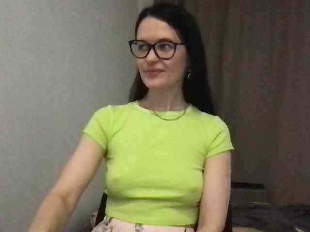 MilaBi-192569 webcam