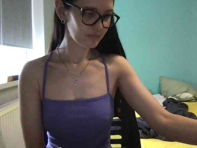 MilaBi-192569 webcam