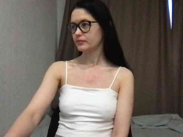 MilaBi-192569 webcam