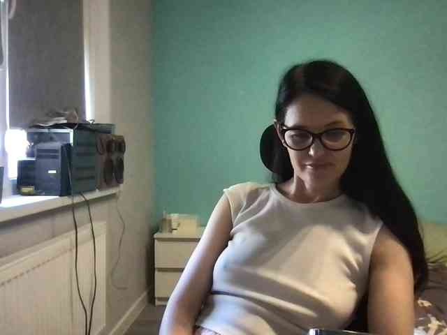 MilaBi-192569 webcam