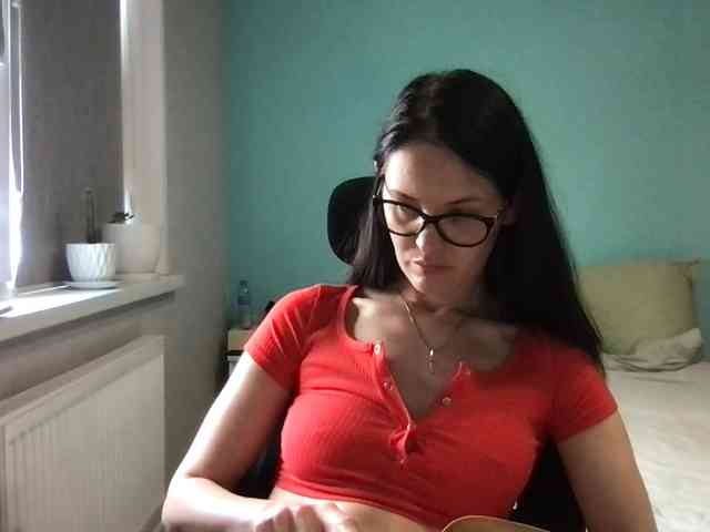 MilaBi-192569 webcam