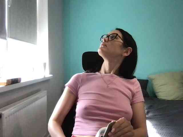 MilaBi-192569 webcam