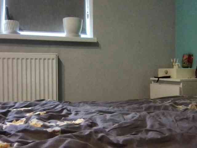 MilaBi-192569 webcam