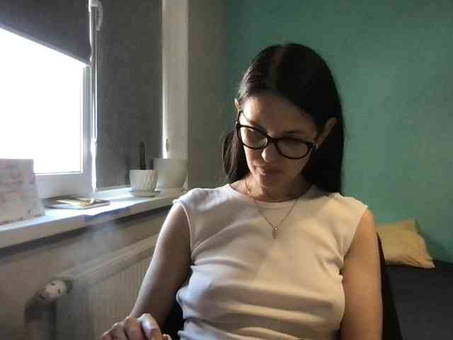 MilaBi-192569 webcam