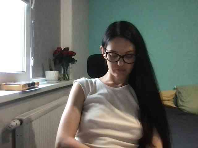 MilaBi-192569 webcam