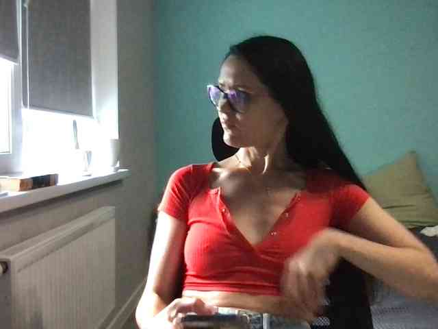 MilaBi-192569 webcam