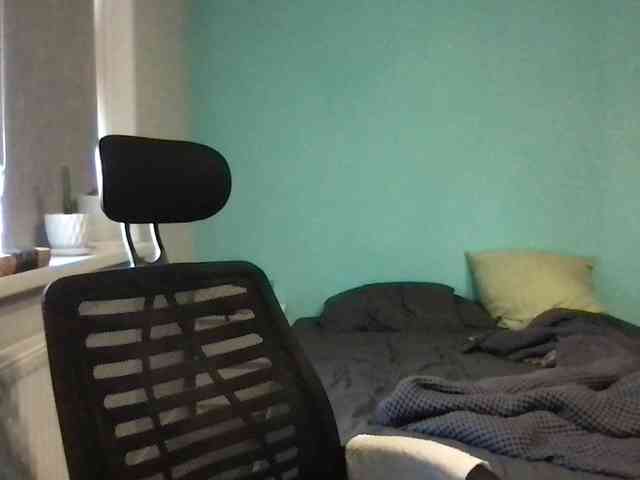 MilaBi-192569 webcam