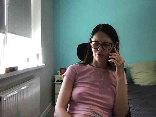 MilaBi-192569 webcam