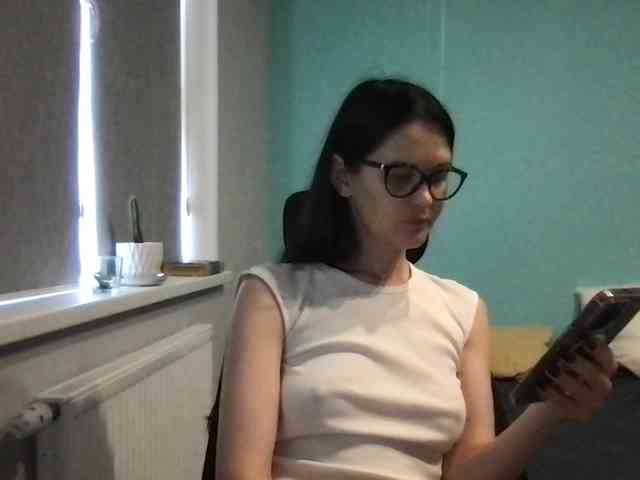 MilaBi-192569 webcam