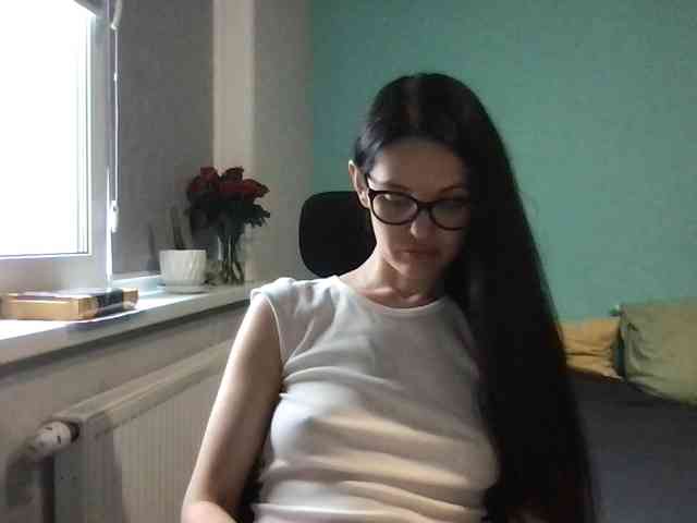 MilaBi-192569 webcam