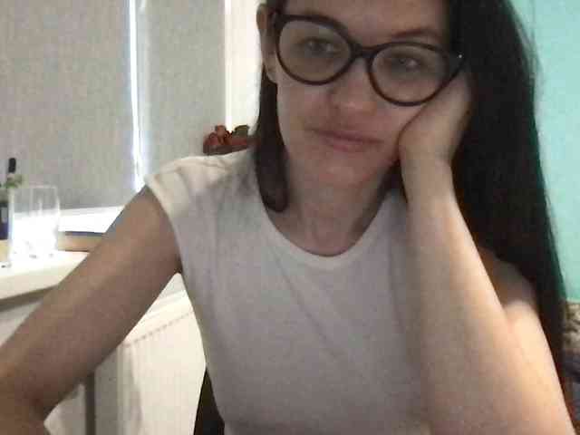 MilaBi-192569 webcam