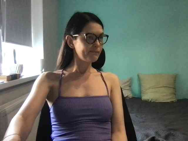 MilaBi-192569 webcam