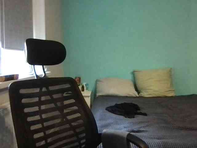 MilaBi-192569 webcam