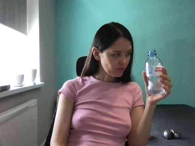 MilaBi-192569 webcam