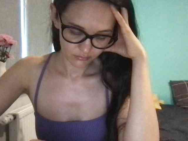 MilaBi-192569 webcam
