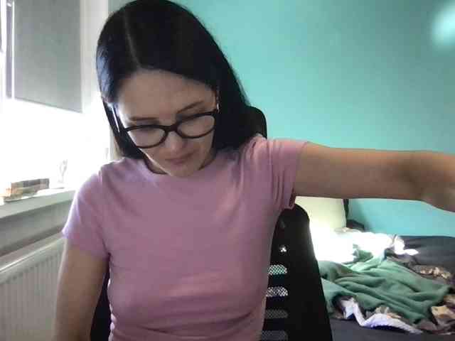 MilaBi-192569 webcam