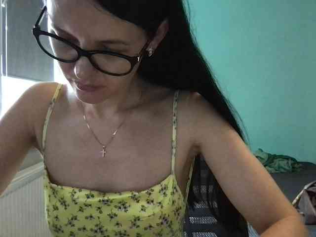 MilaBi-192569 webcam