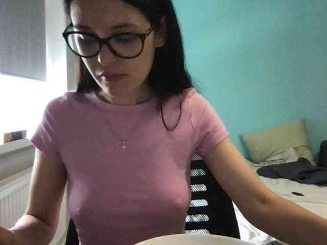 MilaBi-192569 webcam