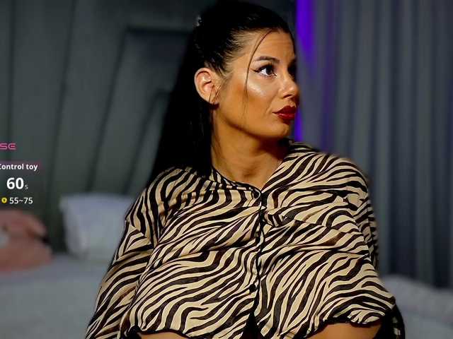 LinettAbsolut live cam on BongaCams