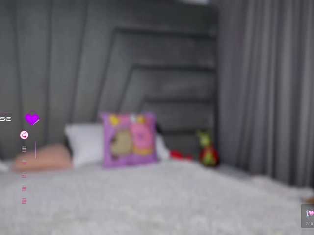 WorshipRita live cam preview