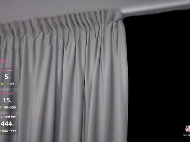 LinettAbsolut live webcam show