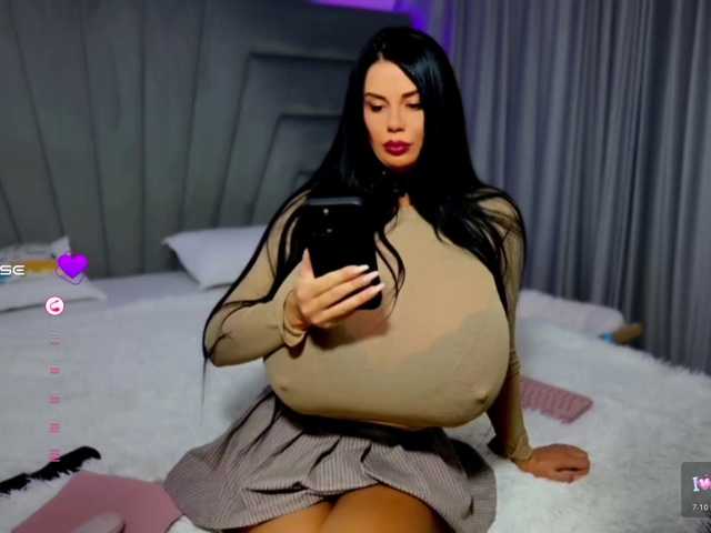 LinettAbsolut live cam on BongaCams