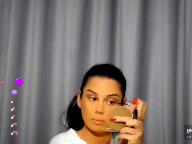 LinettAbsolut live cam on BongaCams