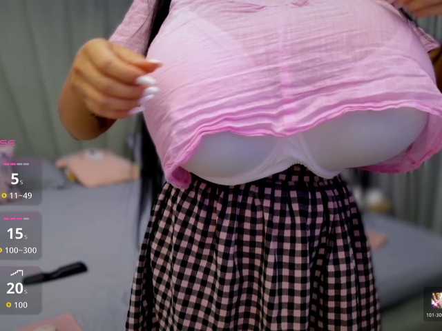LinettAbsolut live cam on BongaCams