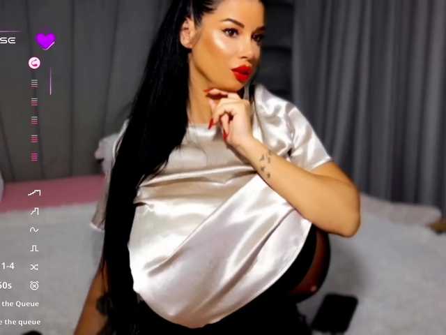 LinettAbsolut live cam on BongaCams