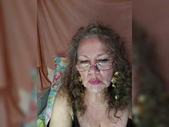 EmpressLady live cam on BongaCams
