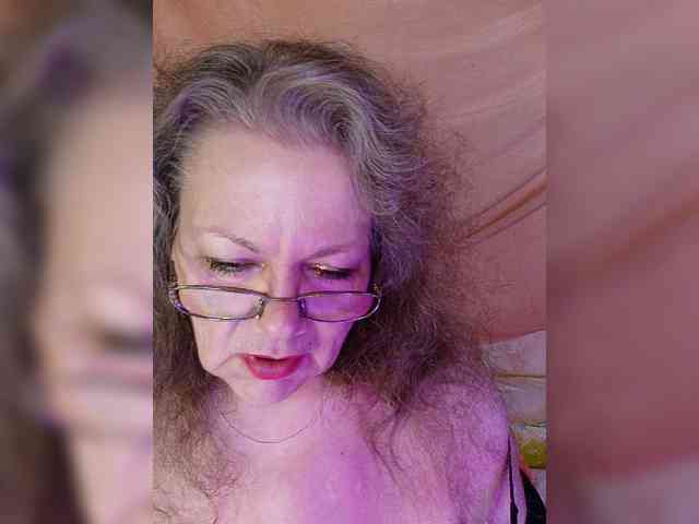 EmpressLady webcam