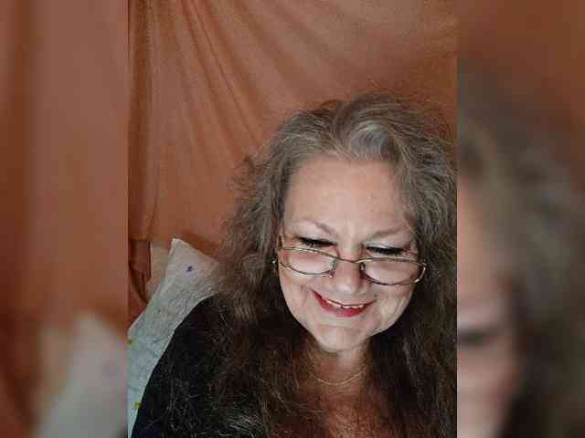EmpressLady webcam