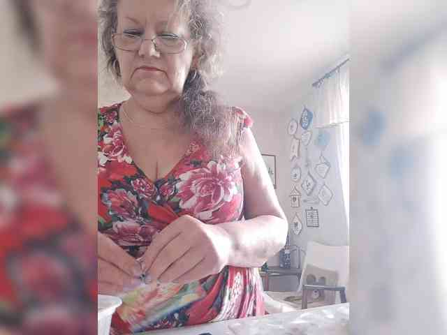 EmpressLady webcam