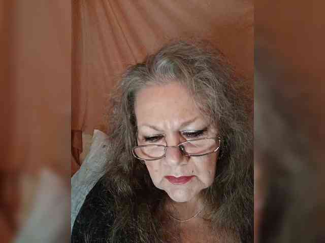 EmpressLady webcam