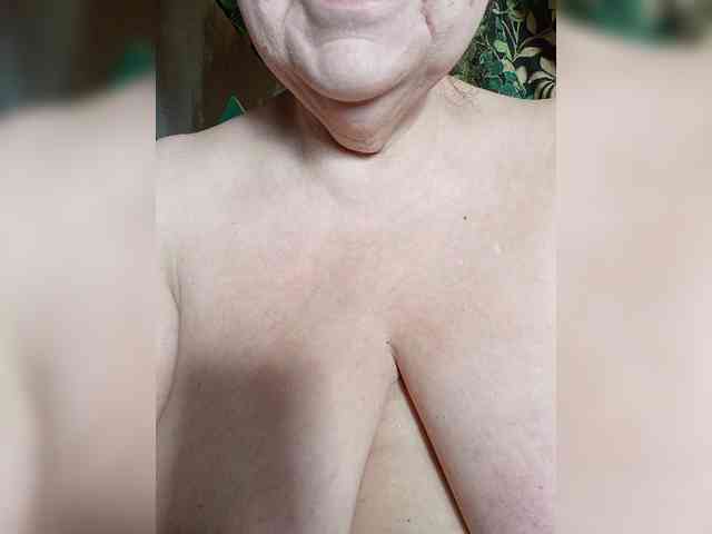 EmpressLady webcam