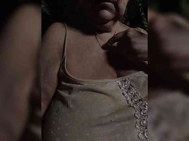EmpressLady webcam