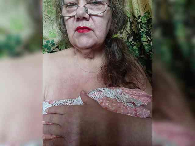 EmpressLady webcam