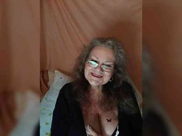 EmpressLady webcam