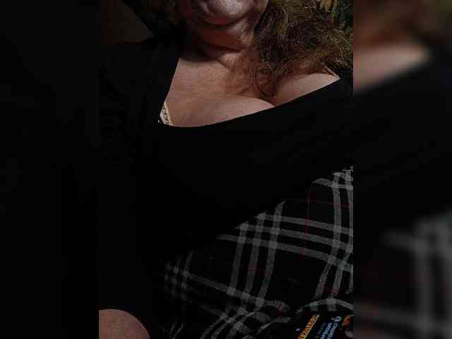EmpressLady webcam